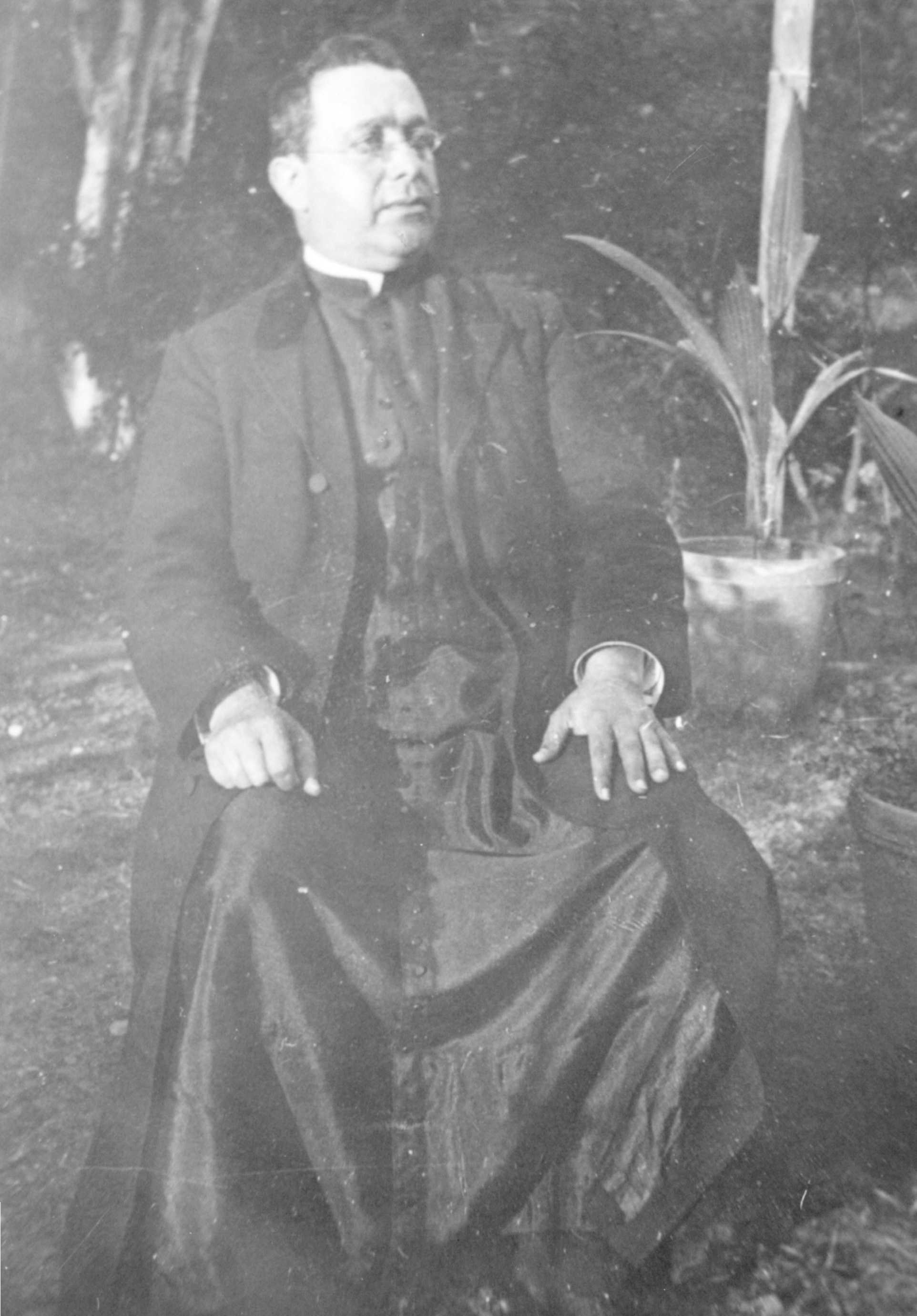 
El sacerdote D. Virgilio Quesada Saavedra.
