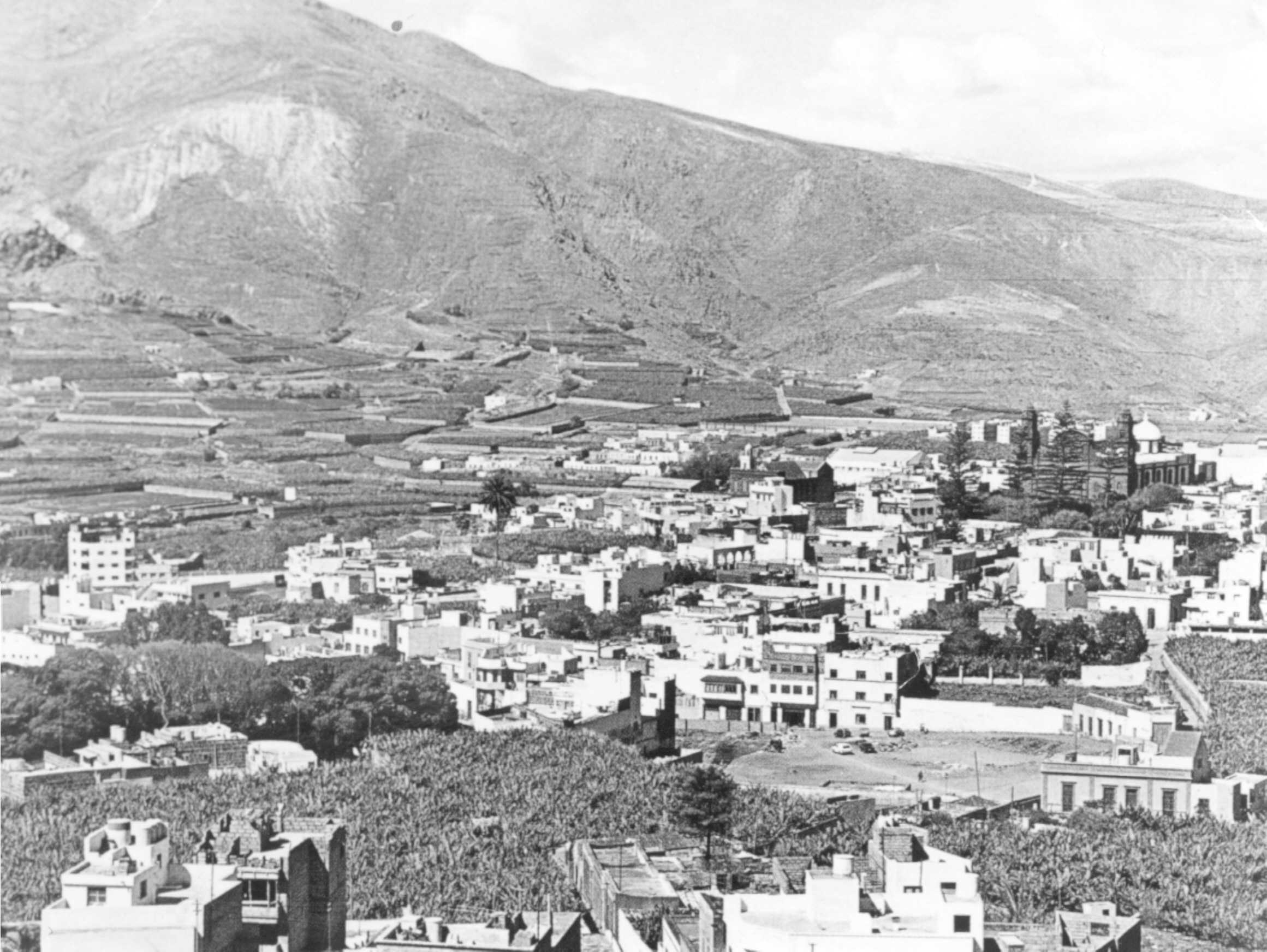 Panorama de Gáldar de los años sesenta.
